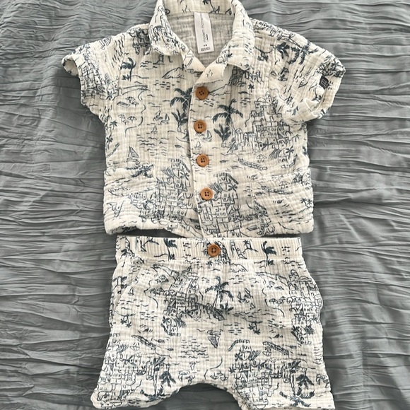6-12 months baby button down Bundle - Picture 4 of 4